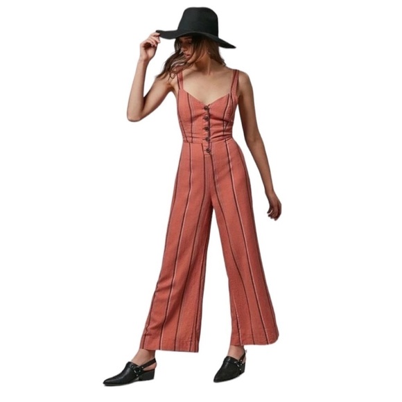 Urban Outfitters Jumpsuit - Picture 1 of 10